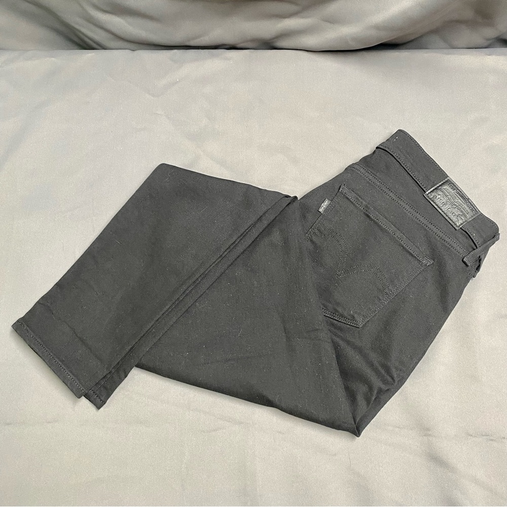 Black Jeans